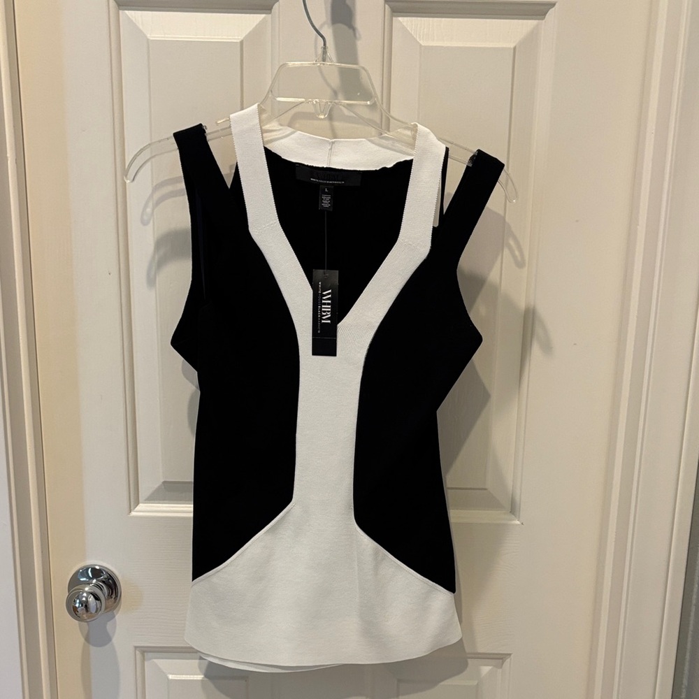 White House Black Market Black & White Colorblock V-Neck Tank.  NWT - Size L